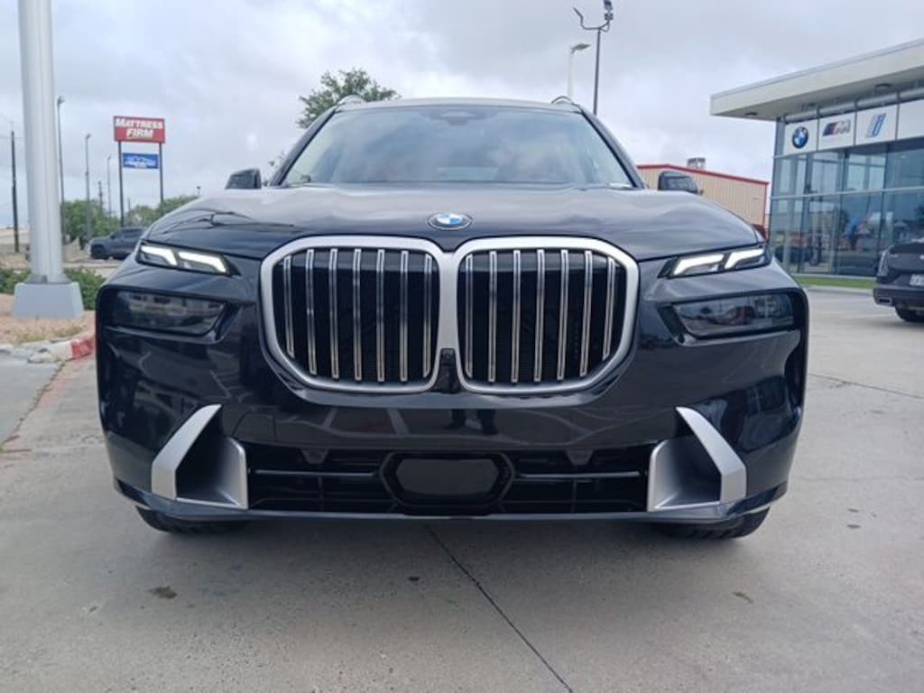 New 2027 BMW X7 xDrive40i SUV