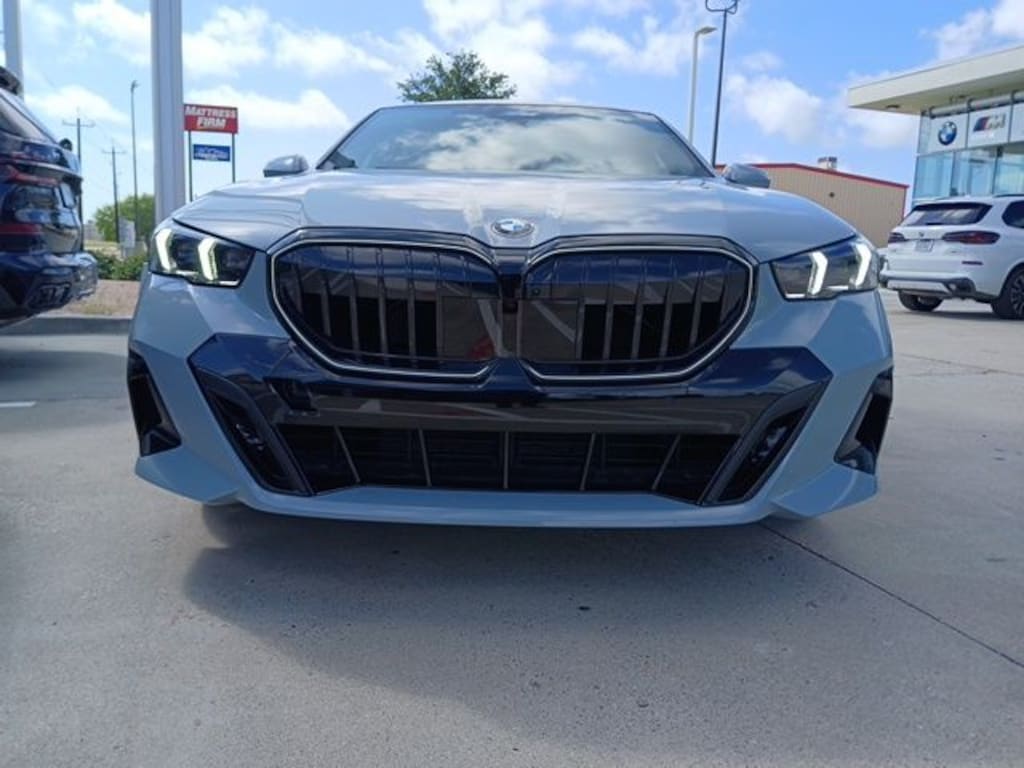 New 2026 BMW 5 Series 530i Sedan