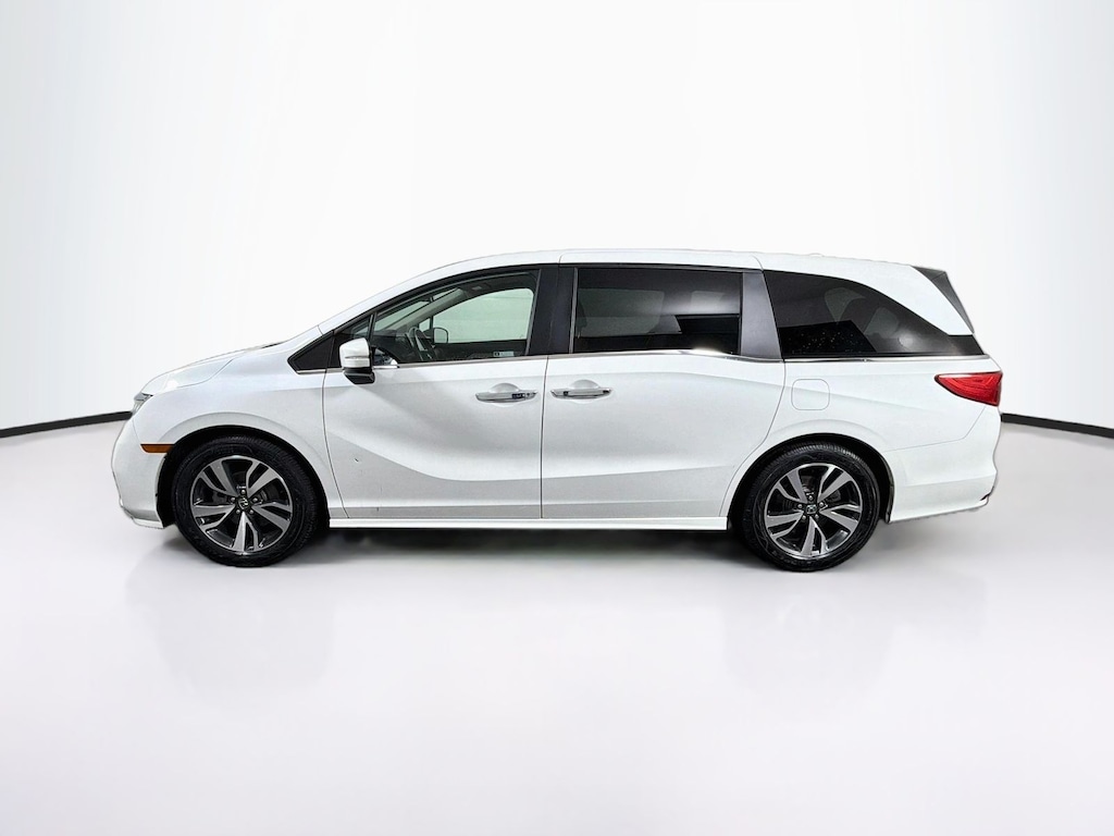 Used 2024 Honda Odyssey Touring Minivan/Van