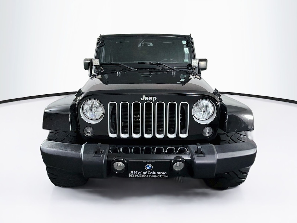 Used 2016 Jeep Wrangler Unlimited Sahara SUV