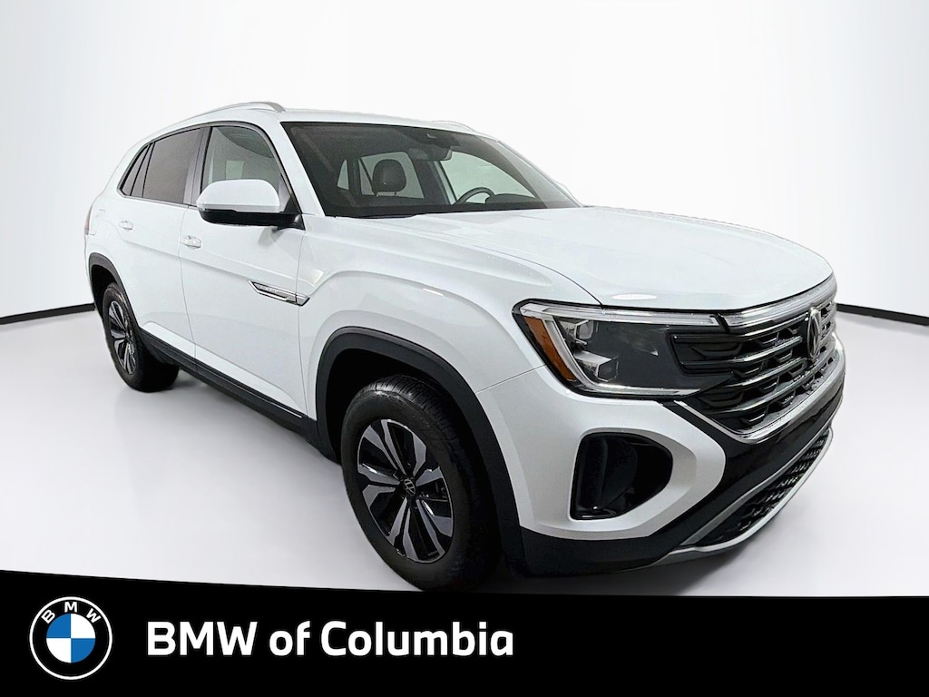 Used 2025 Volkswagen Atlas Cross Sport 2.0T SE SUV