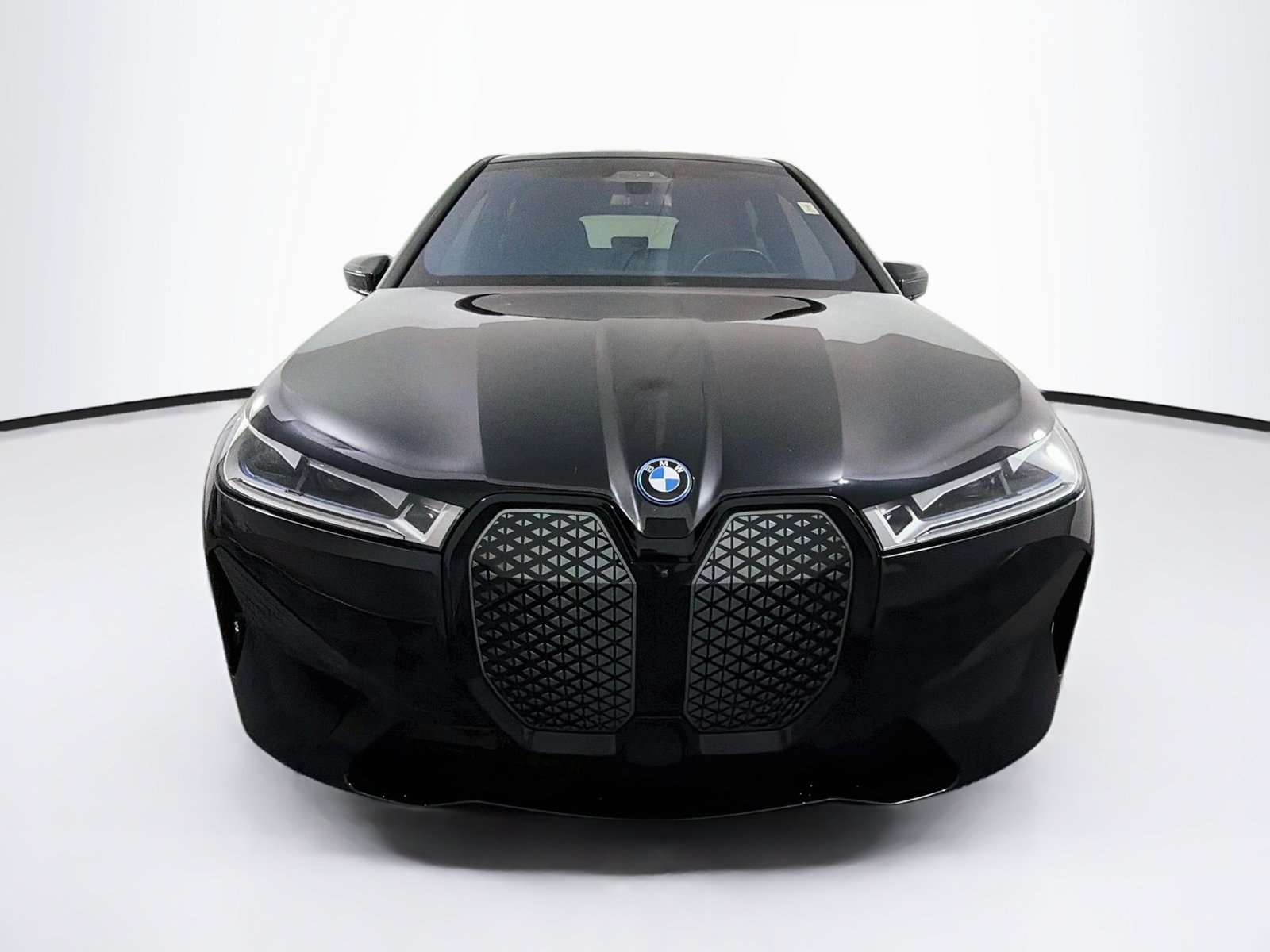 Used 2024 BMW iX Base with VIN WB523CF00RCP70666 for sale in Columbia, MO
