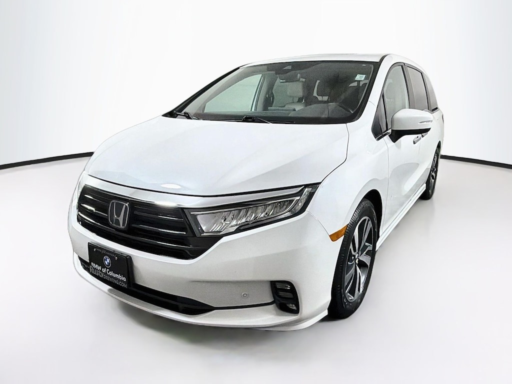 Used 2024 Honda Odyssey Touring Minivan/Van