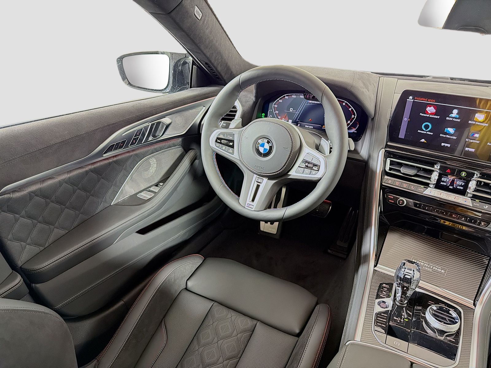 2026 BMW 8 Series M850i - Photo 24