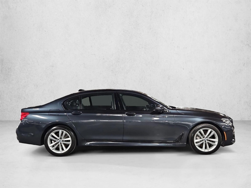 Used 2017 BMW xDrive 4dr Car