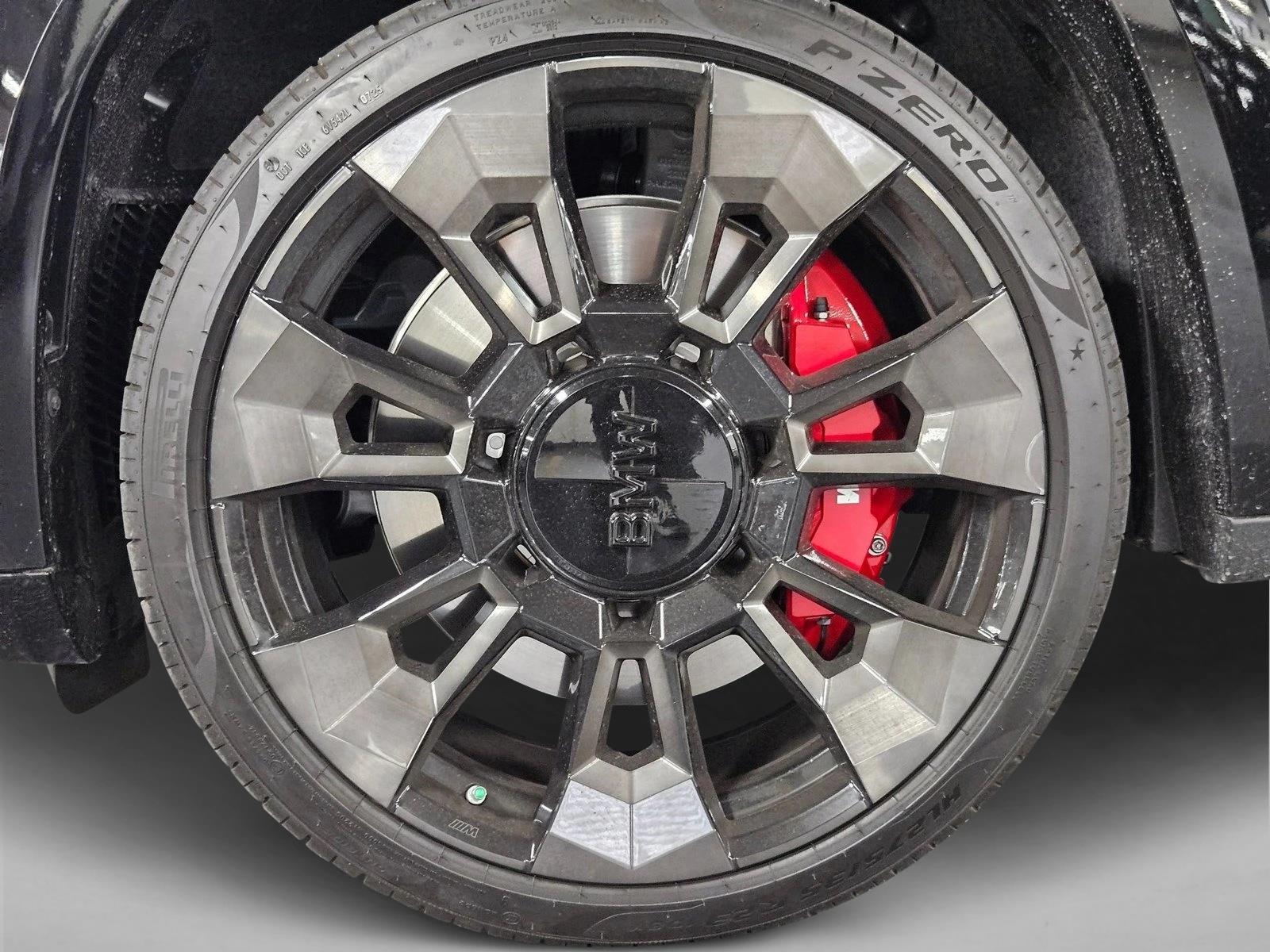 2026 BMW XM Base - Photo 16
