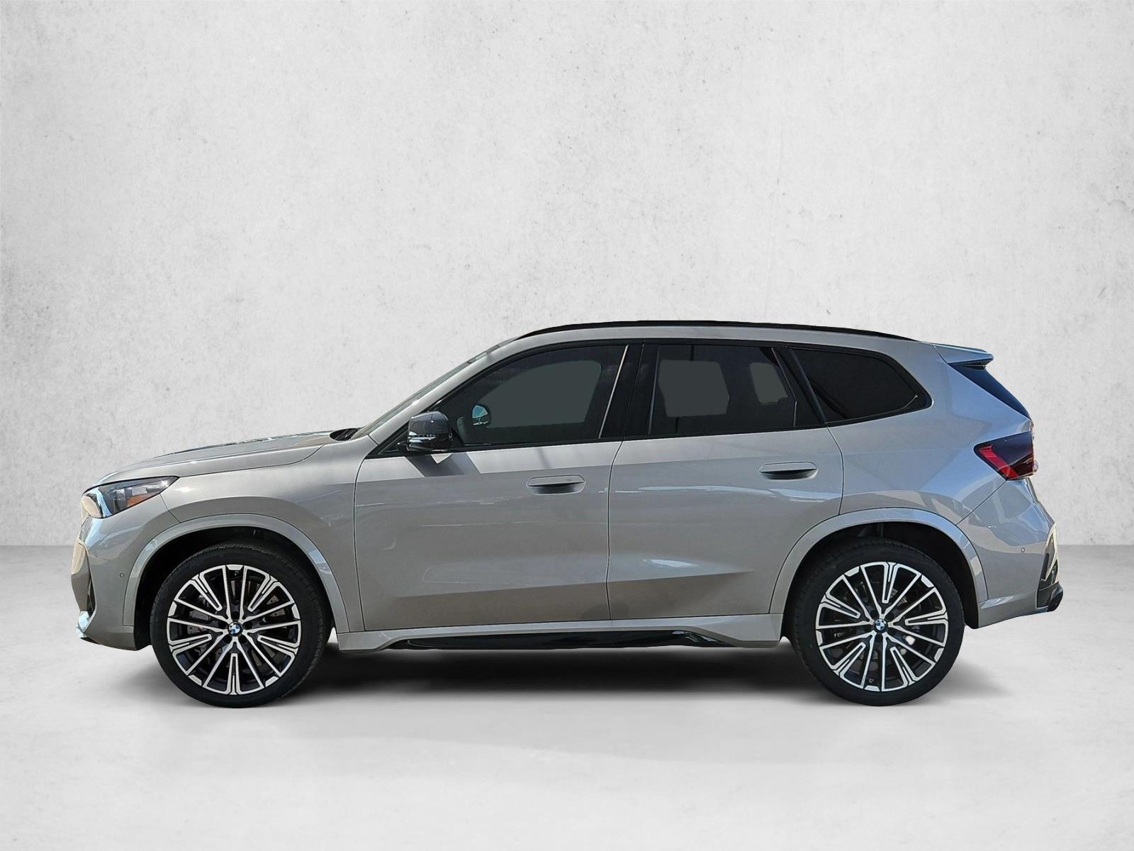 2026 BMW X1 M35i - Photo 5