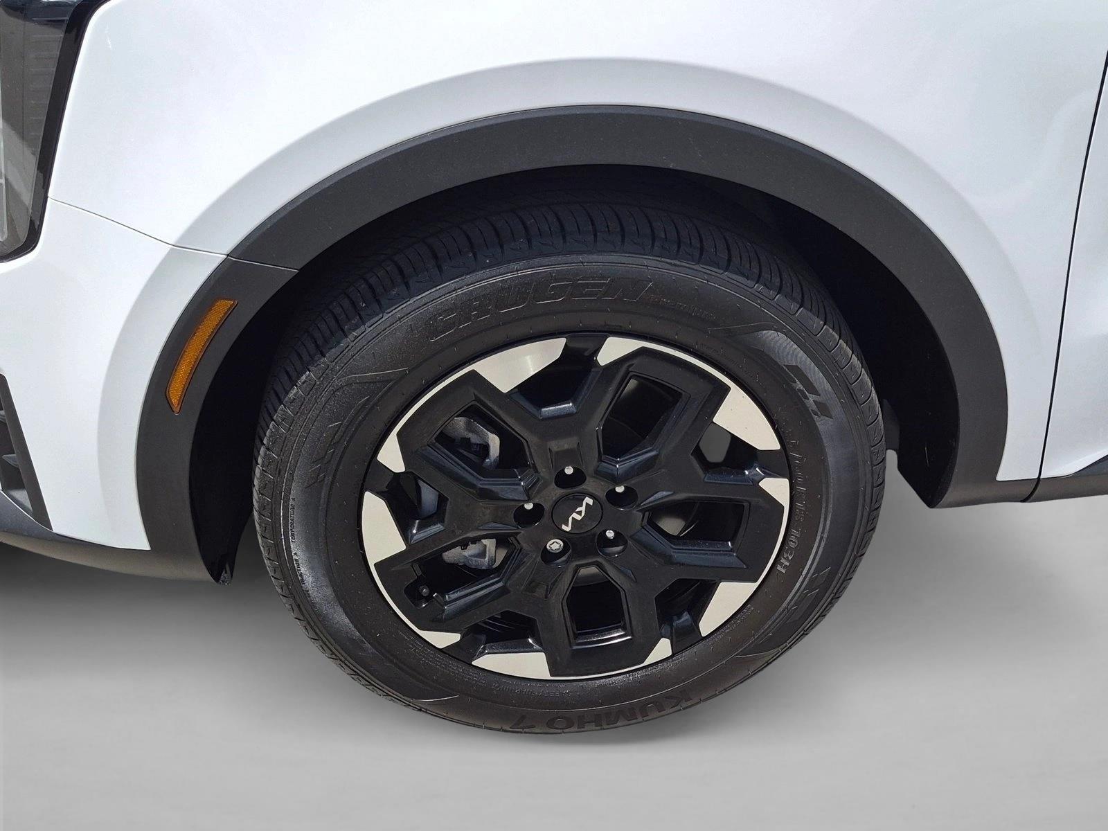 2025 Kia Sorento S - Photo 24