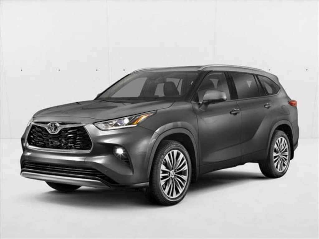 Used 2023 Toyota Highlander LE SUV