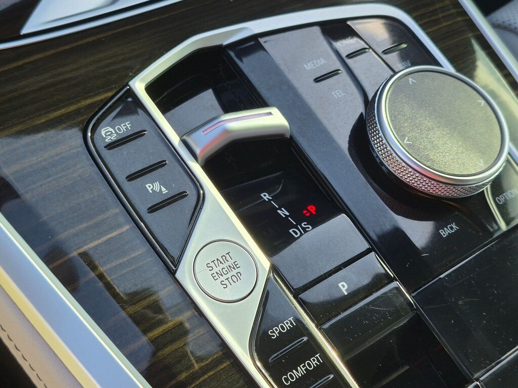 Certified 2025 BMW X5 sDrive40i SUV