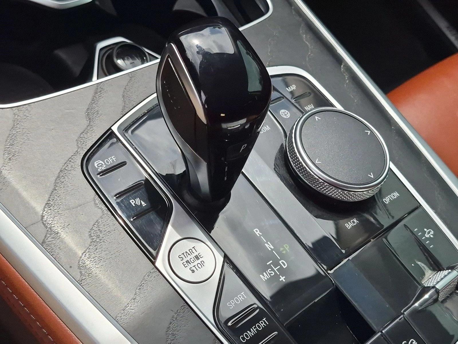 2022 BMW X7 40i - Photo 12