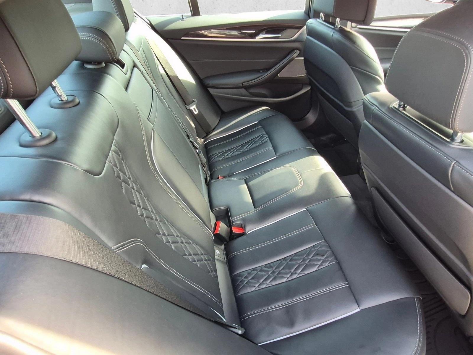 2023 BMW 5 Series 540i - Photo 21