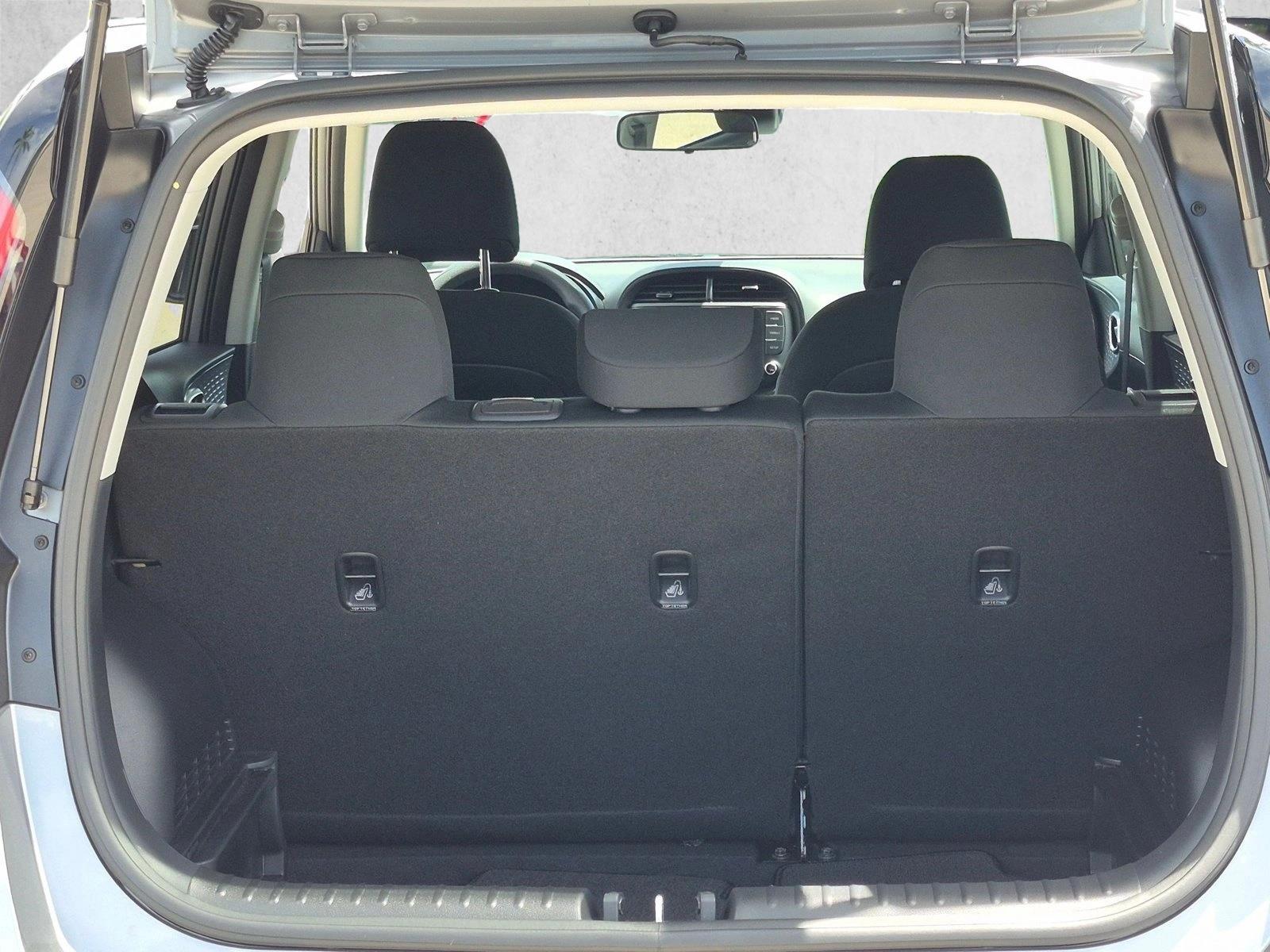 2024 Kia Soul LX - Photo 6