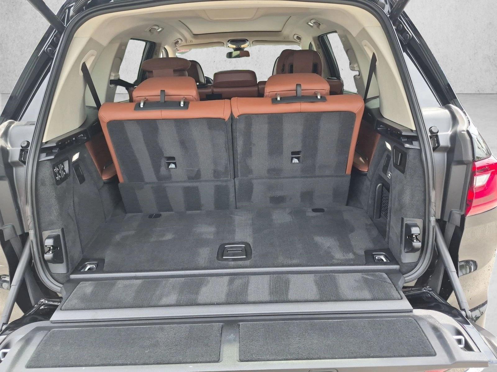 2022 BMW X7 40i - Photo 6