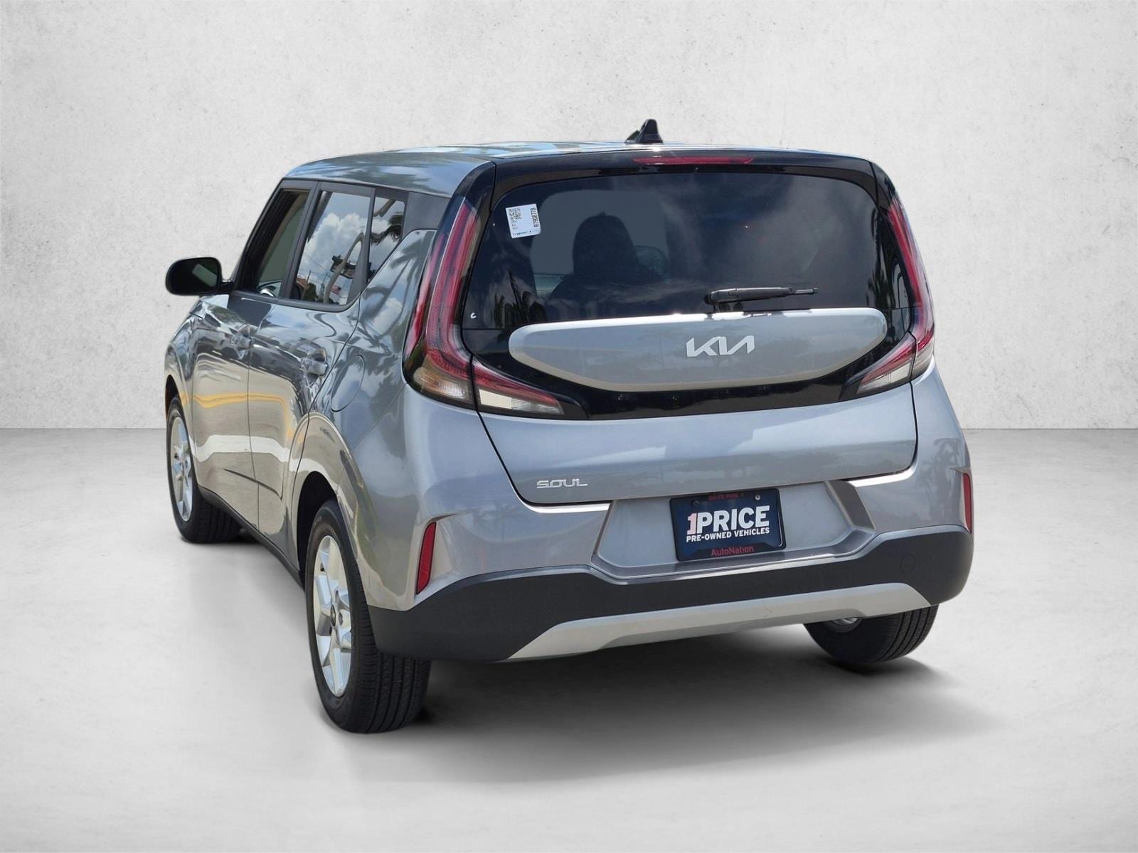 2024 Kia Soul LX - Photo 8