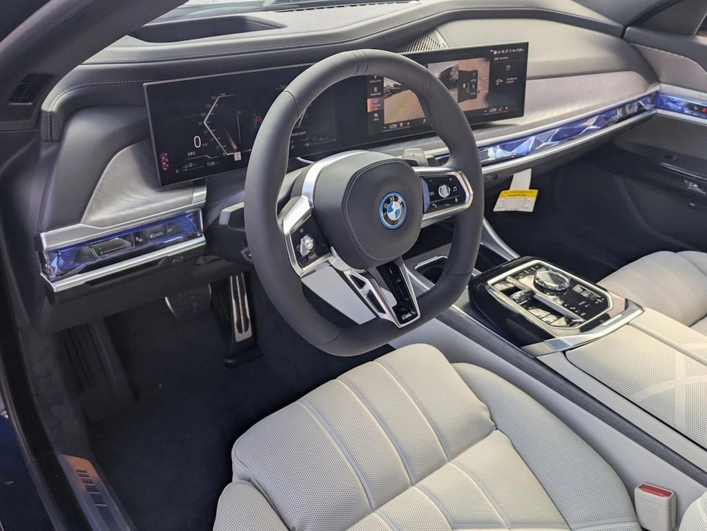 New 2026 BMW 750e xDrive Sedan