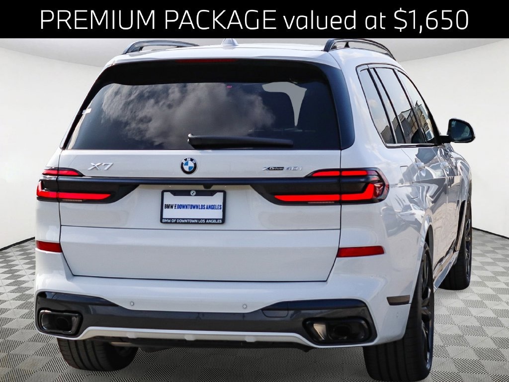 New 2027 BMW X7 xDrive40i SUV