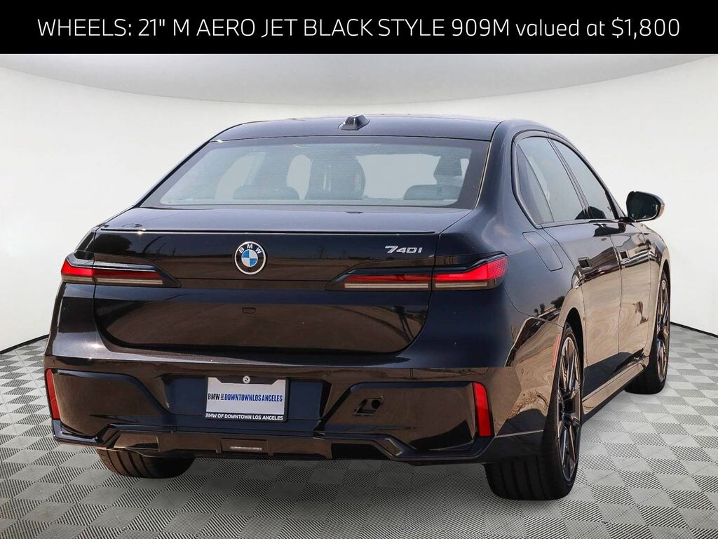 New 2026 BMW 7 Series 740i Sedan