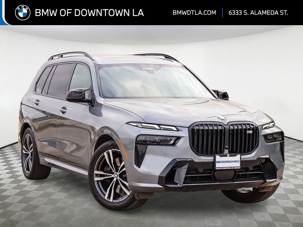 2023 BMW X7