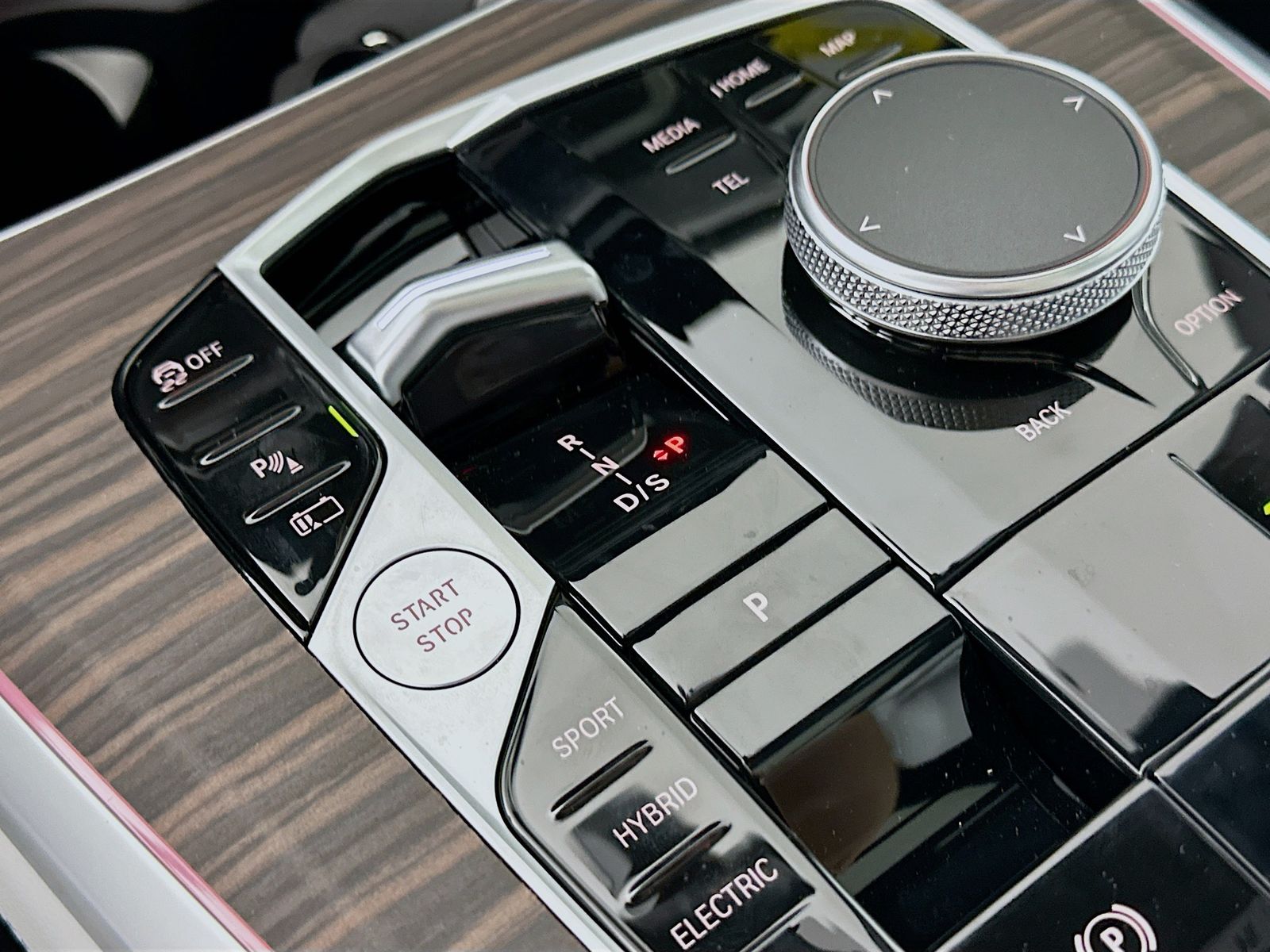 2026 BMW X5 50e - Photo 27