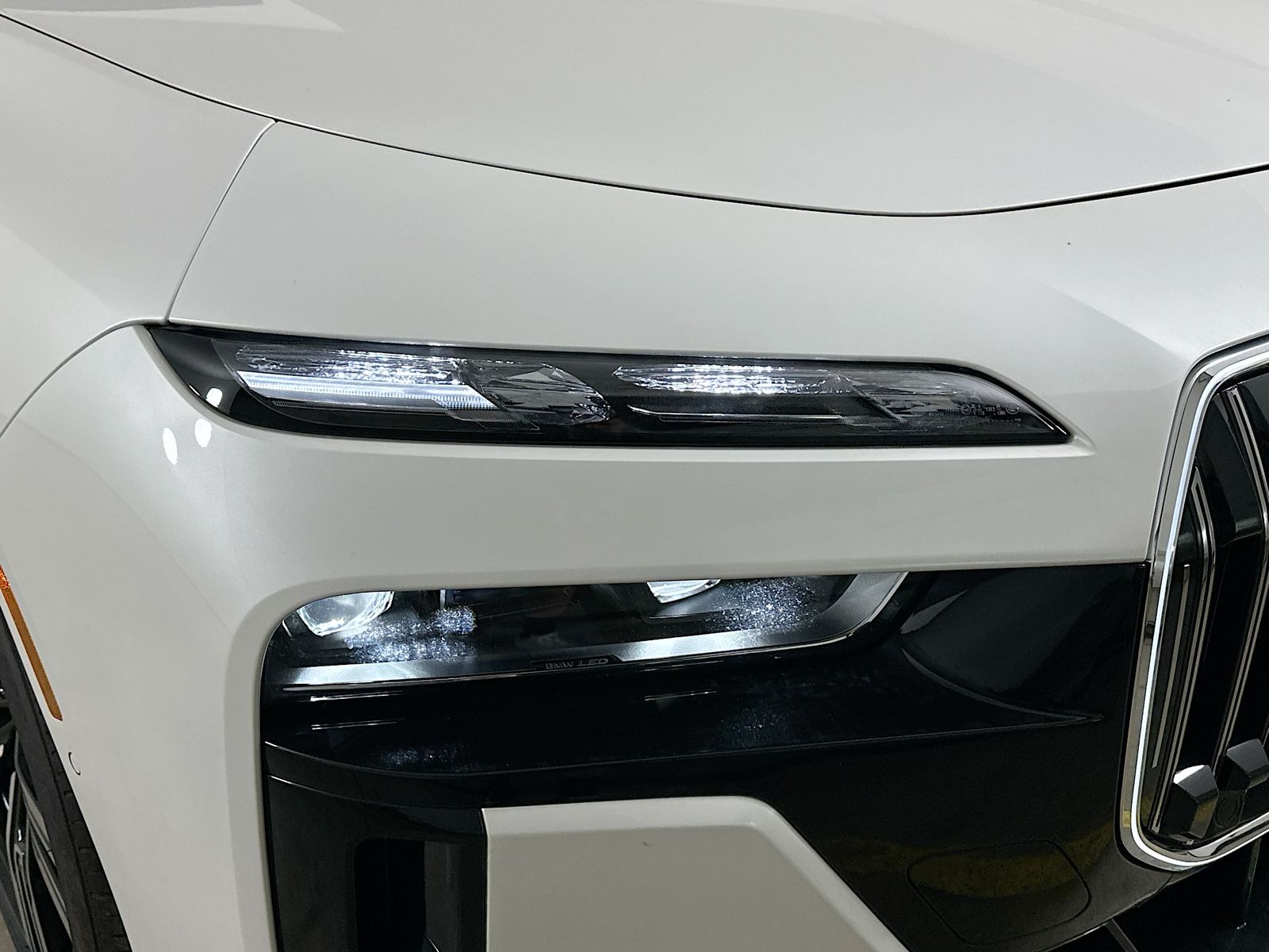 2026 BMW 7 Series 760i - Photo 9