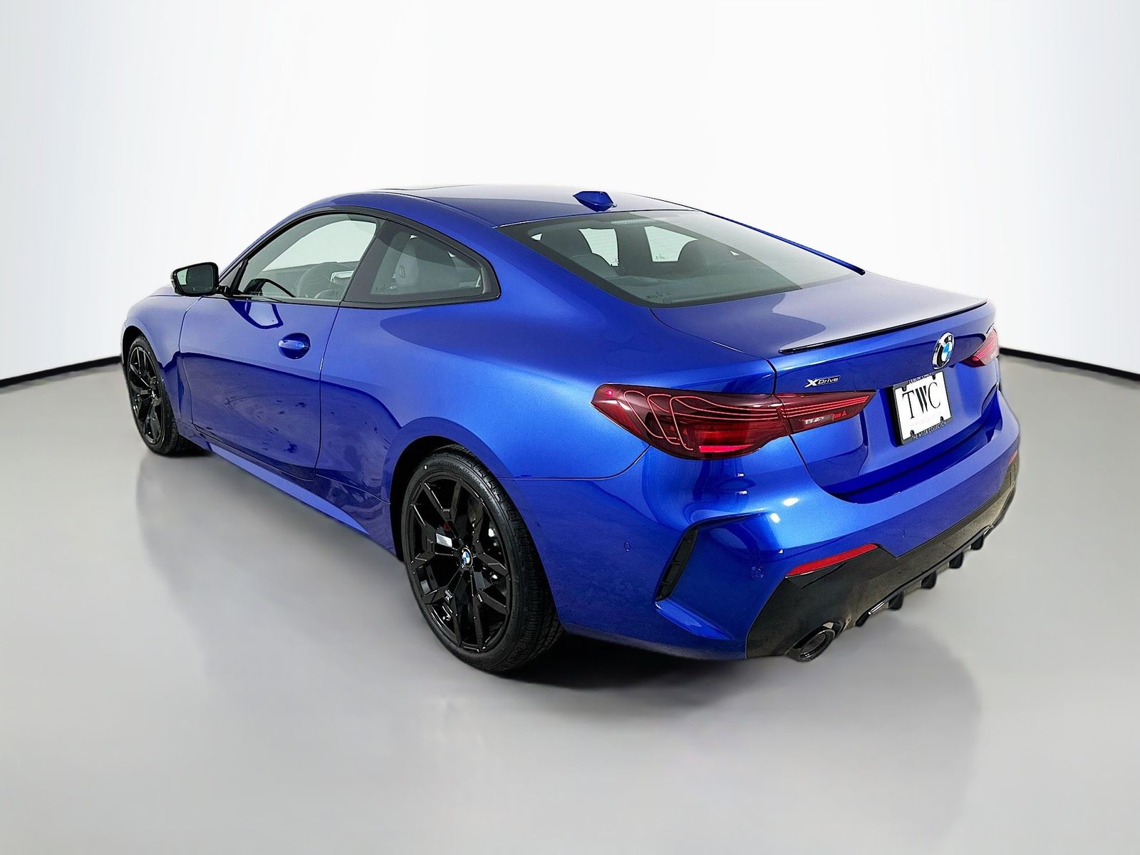 2026 BMW 4 Series 430i - Photo 7