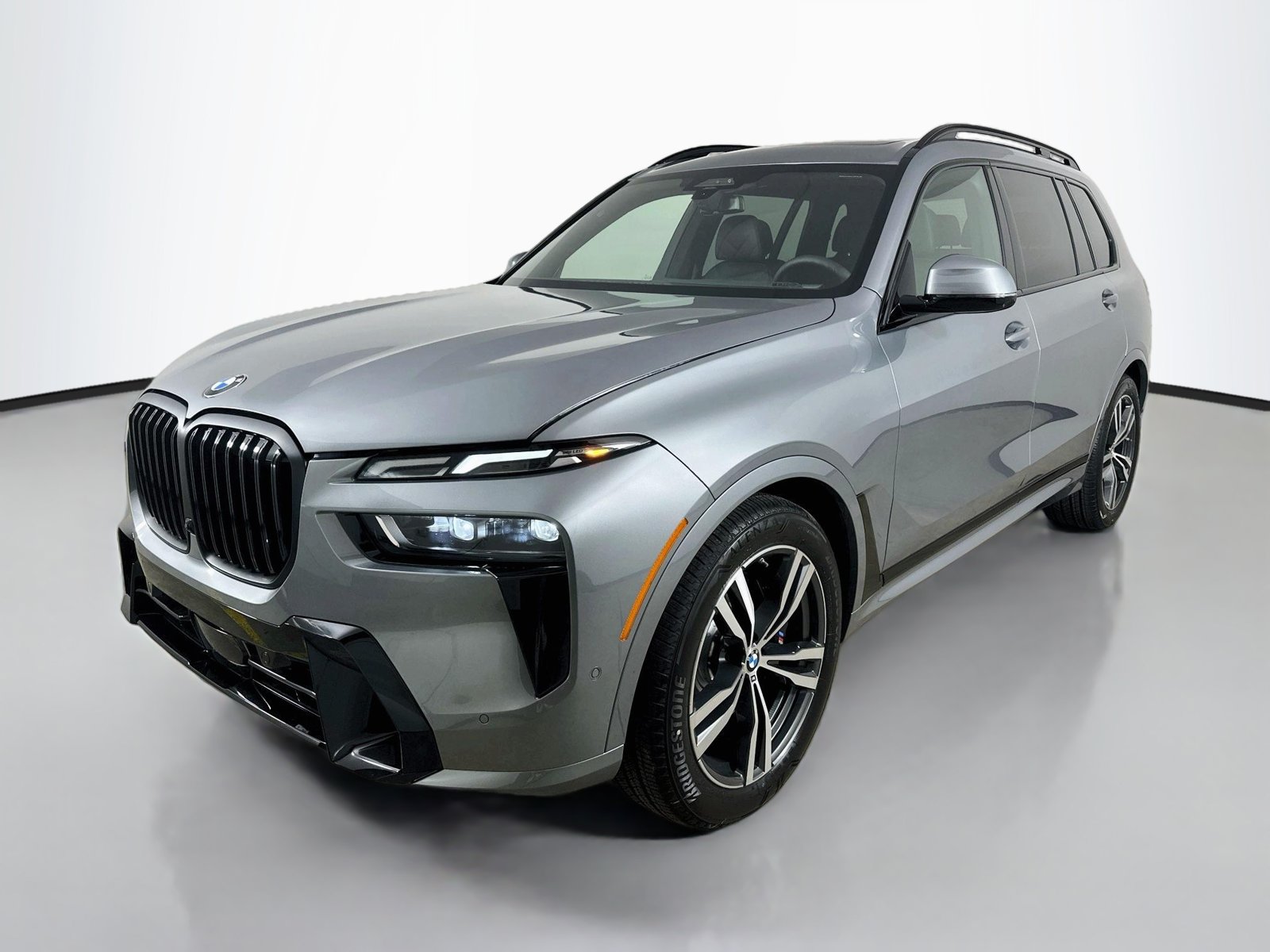 2027 BMW X7