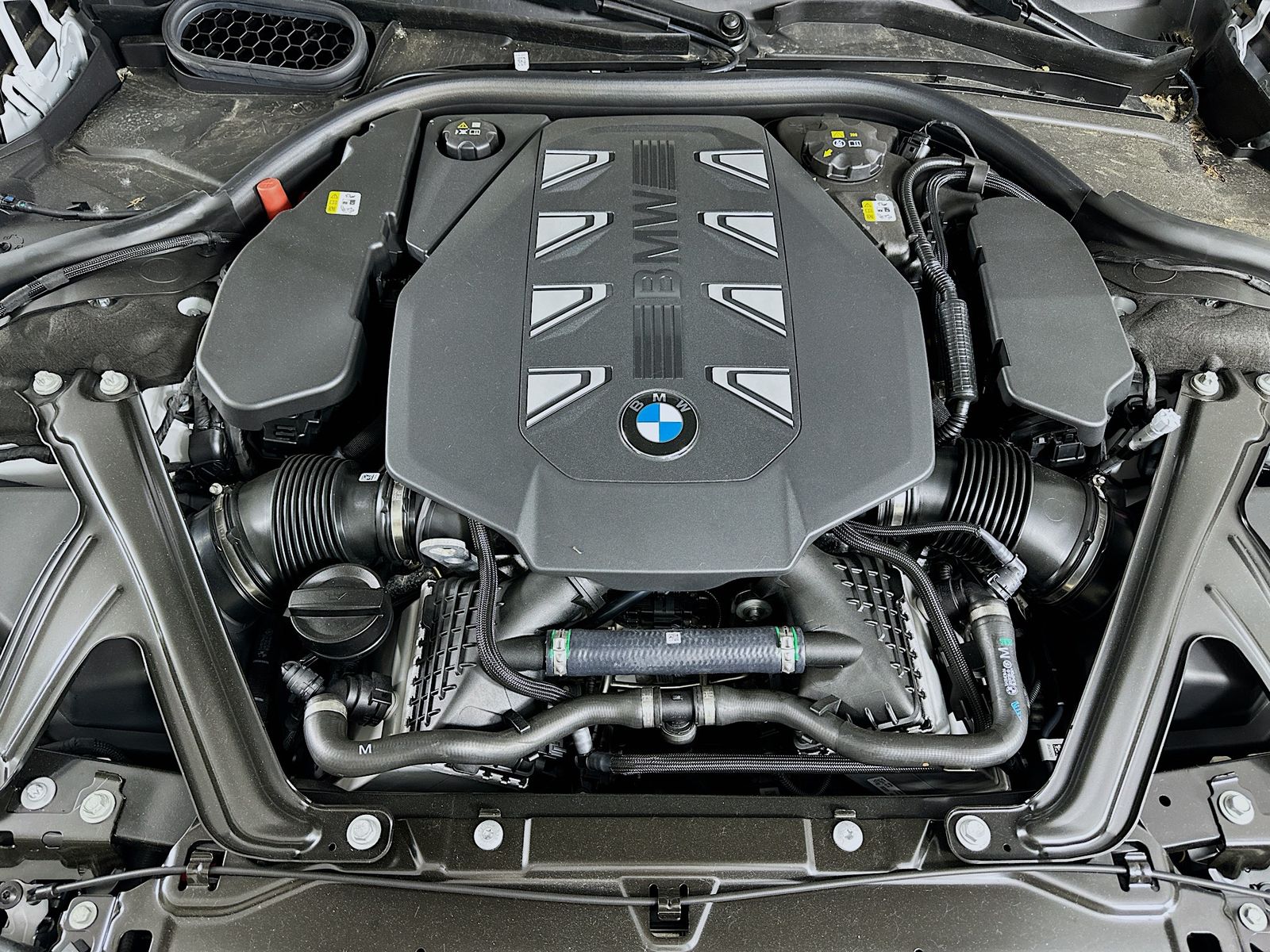 2026 BMW 7 Series 760i - Photo 13