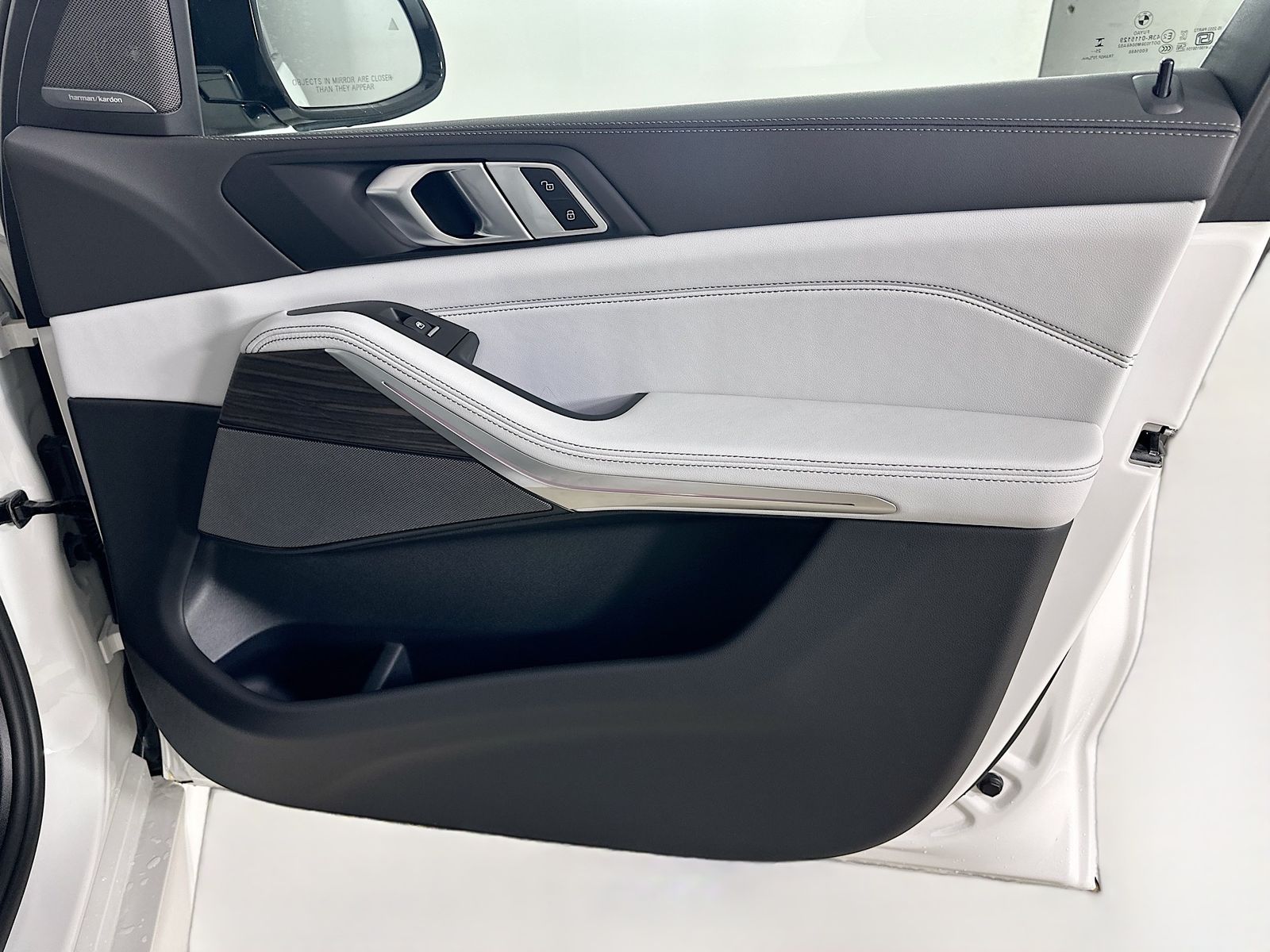 2026 BMW X5 50e - Photo 42