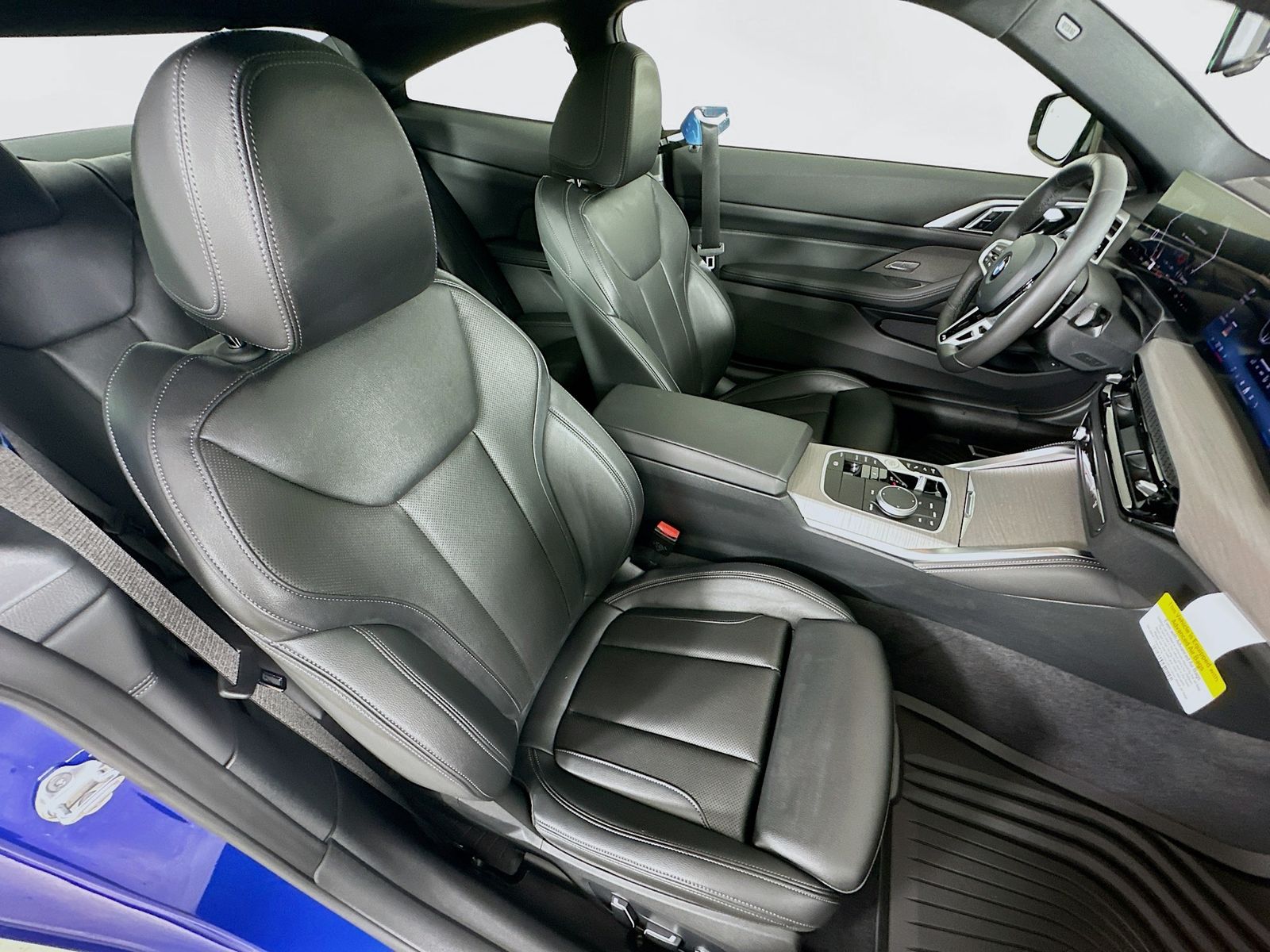 2026 BMW 4 Series 430i - Photo 40