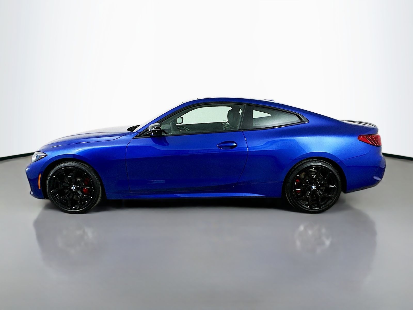 2026 BMW 4 Series 430i - Photo 8