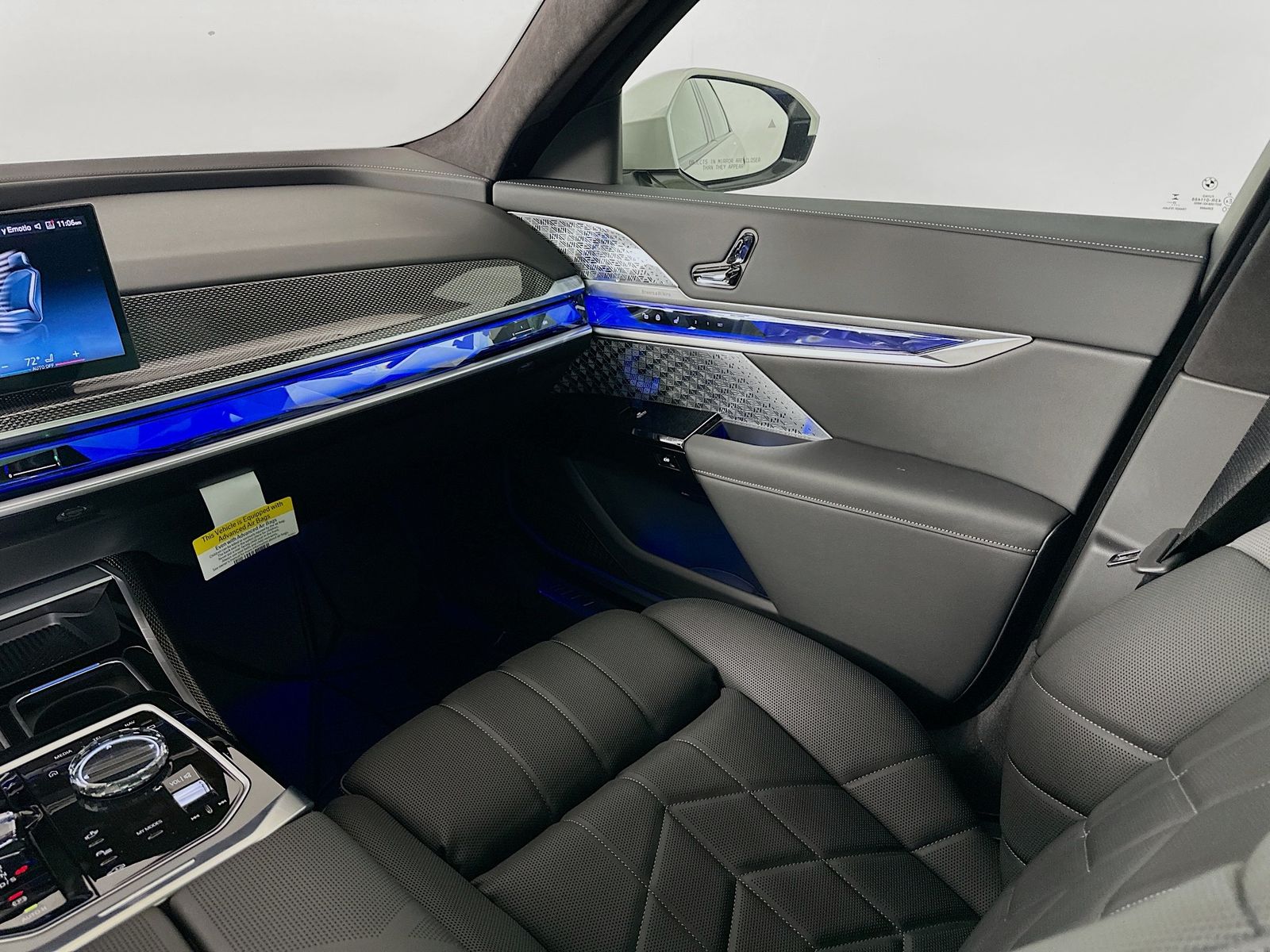2026 BMW 7 Series 760i - Photo 23