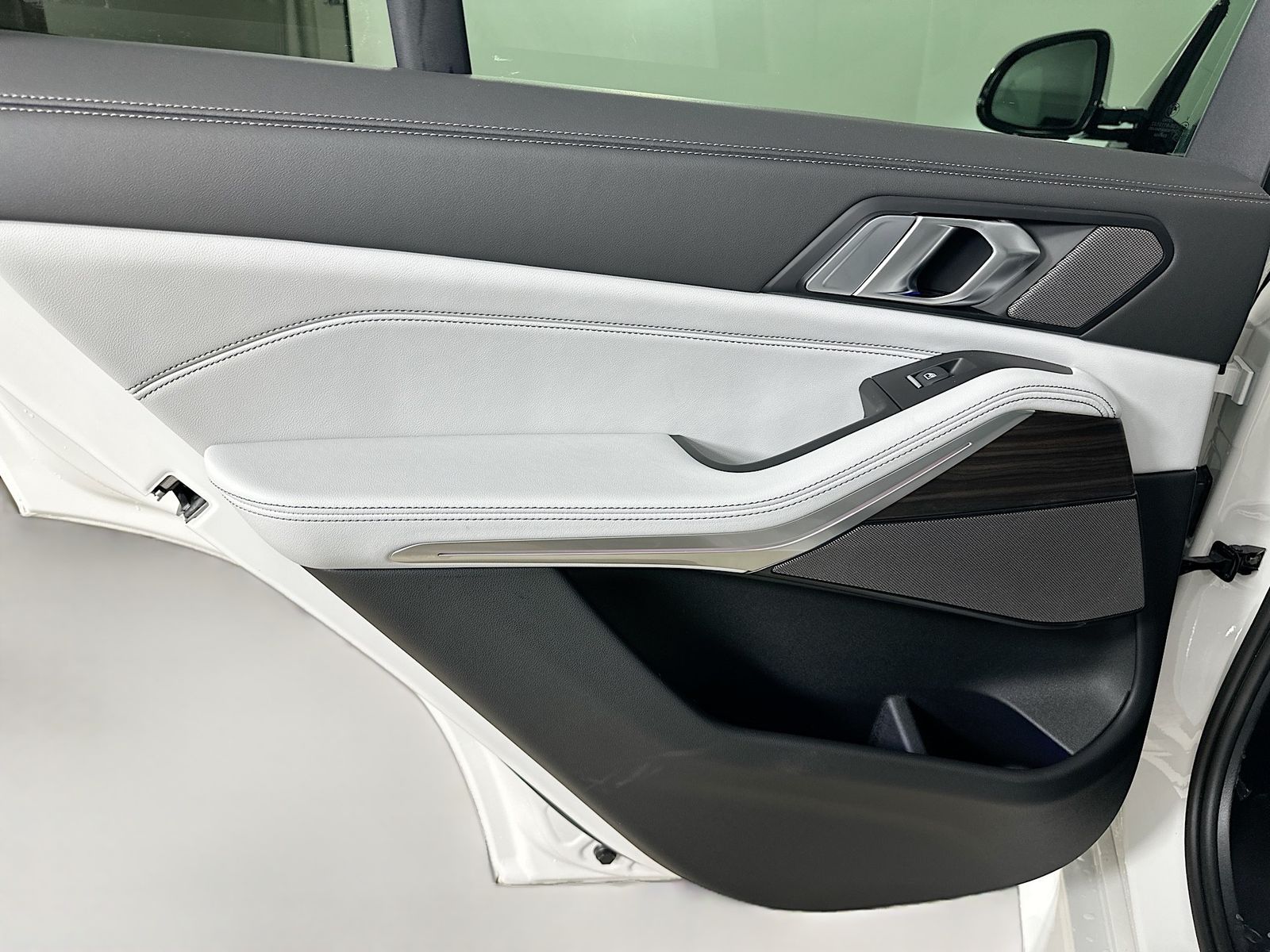 2026 BMW X5 50e - Photo 34