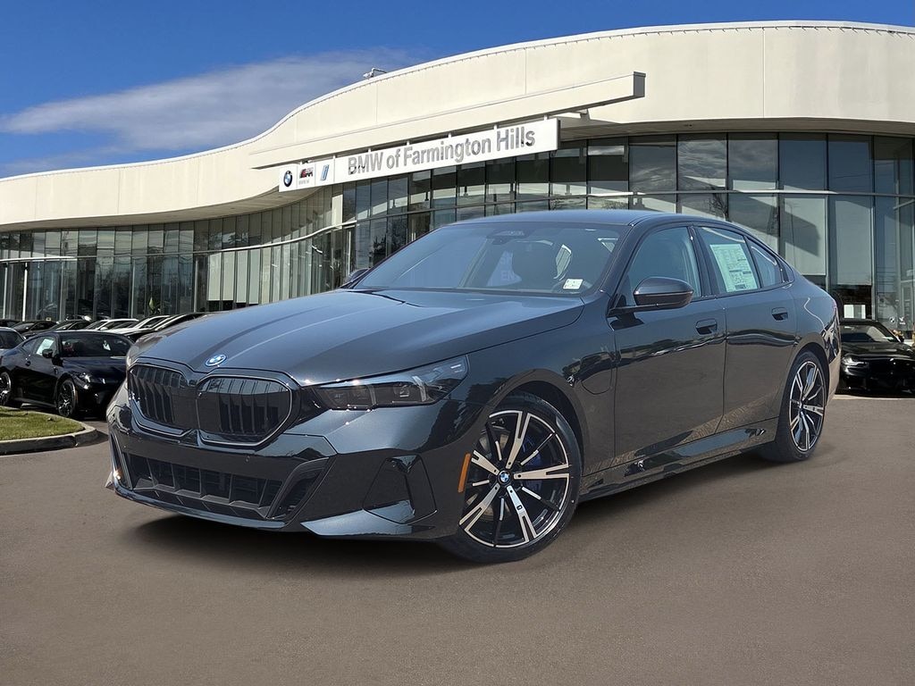 New 2027 BMW 5 Series 550e xDrive Sedan