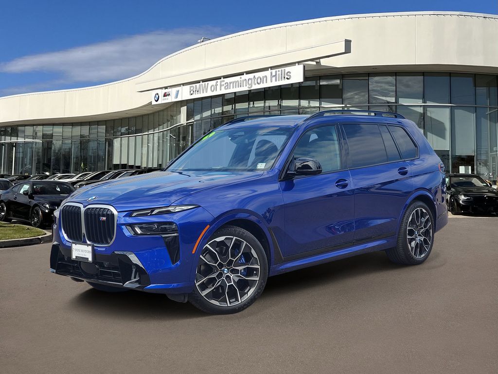 2025 BMW X7