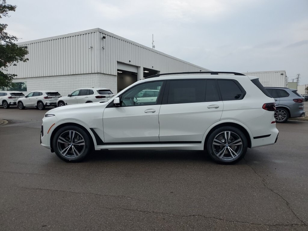 New 2027 BMW X7 xDrive40i SUV