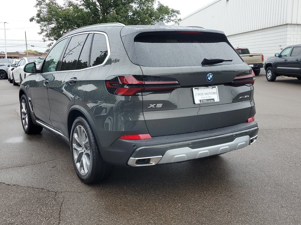 New 2026 BMW X5 PHEV xDrive50e SUV
