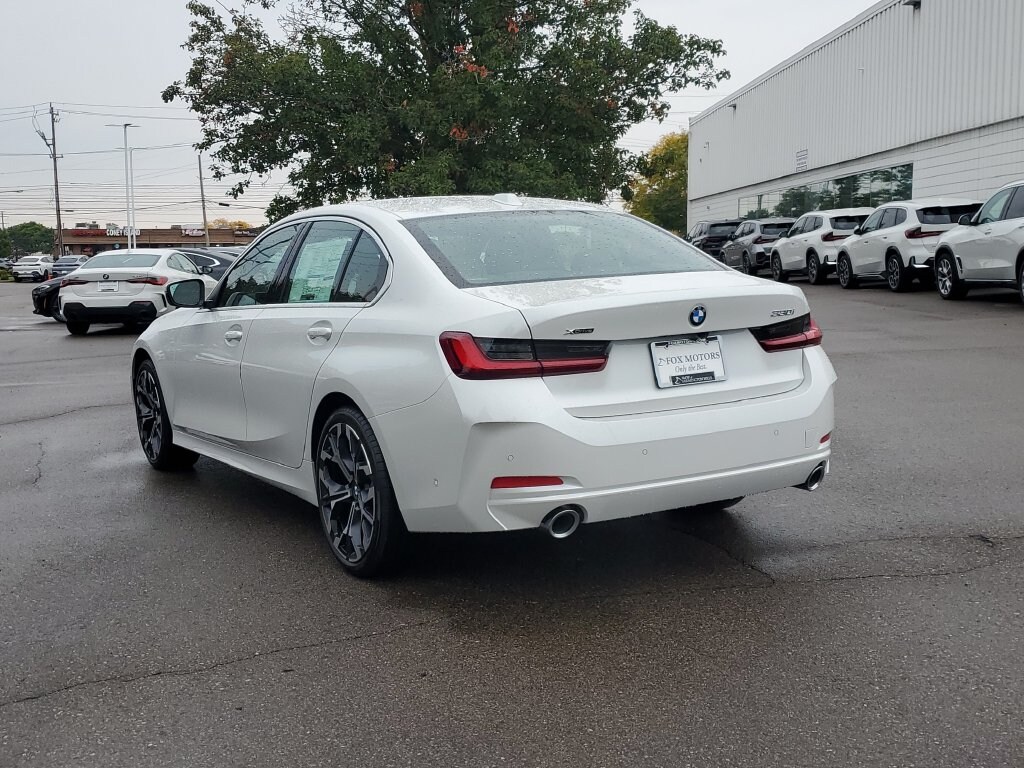 New 2026 BMW 330i xDrive Sedan