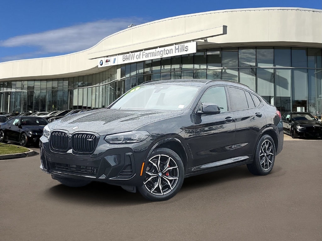 2025 BMW X4