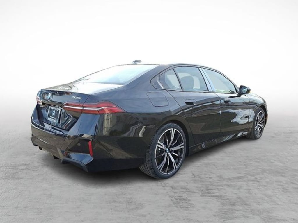 Used 2026 BMW 530i xDrive Sedan