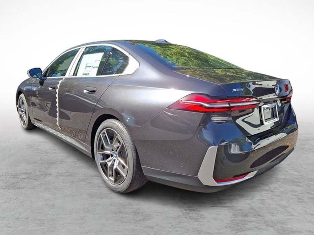New 2027 BMW 530i xDrive Sedan