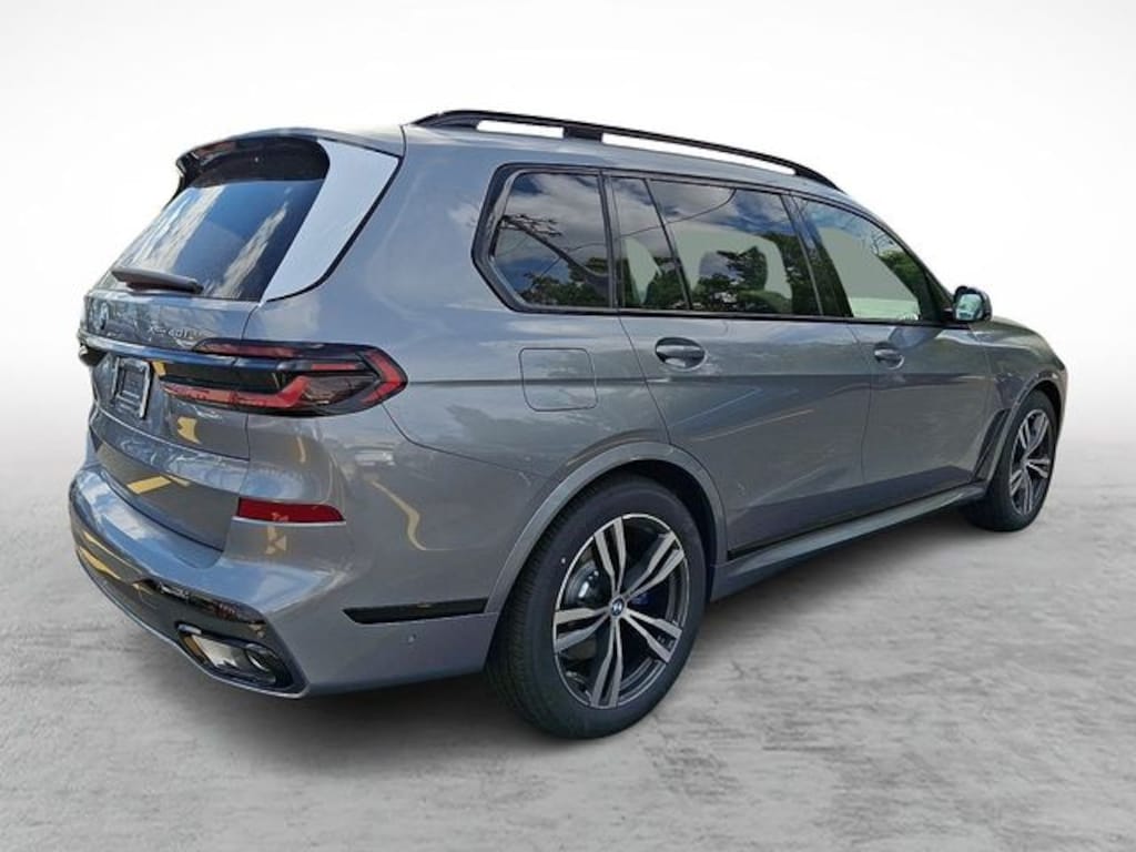New 2027 BMW X7 xDrive40i SUV