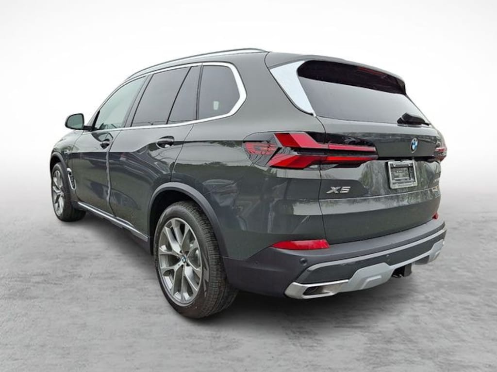 New 2026 BMW X5 xDrive40i SUV