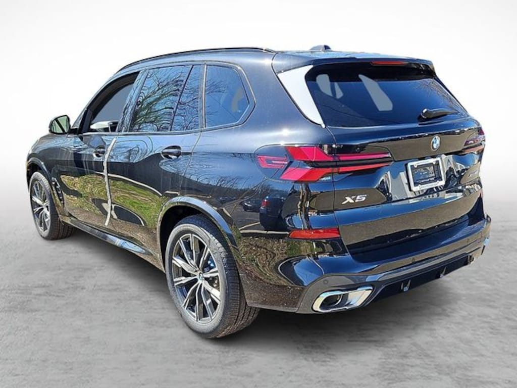 New 2026 BMW X5 xDrive40i SUV