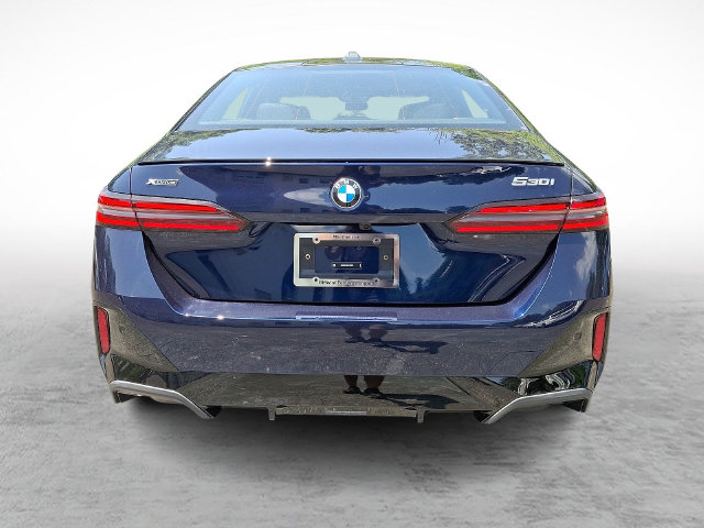Used 2027 BMW 530i xDrive Sedan