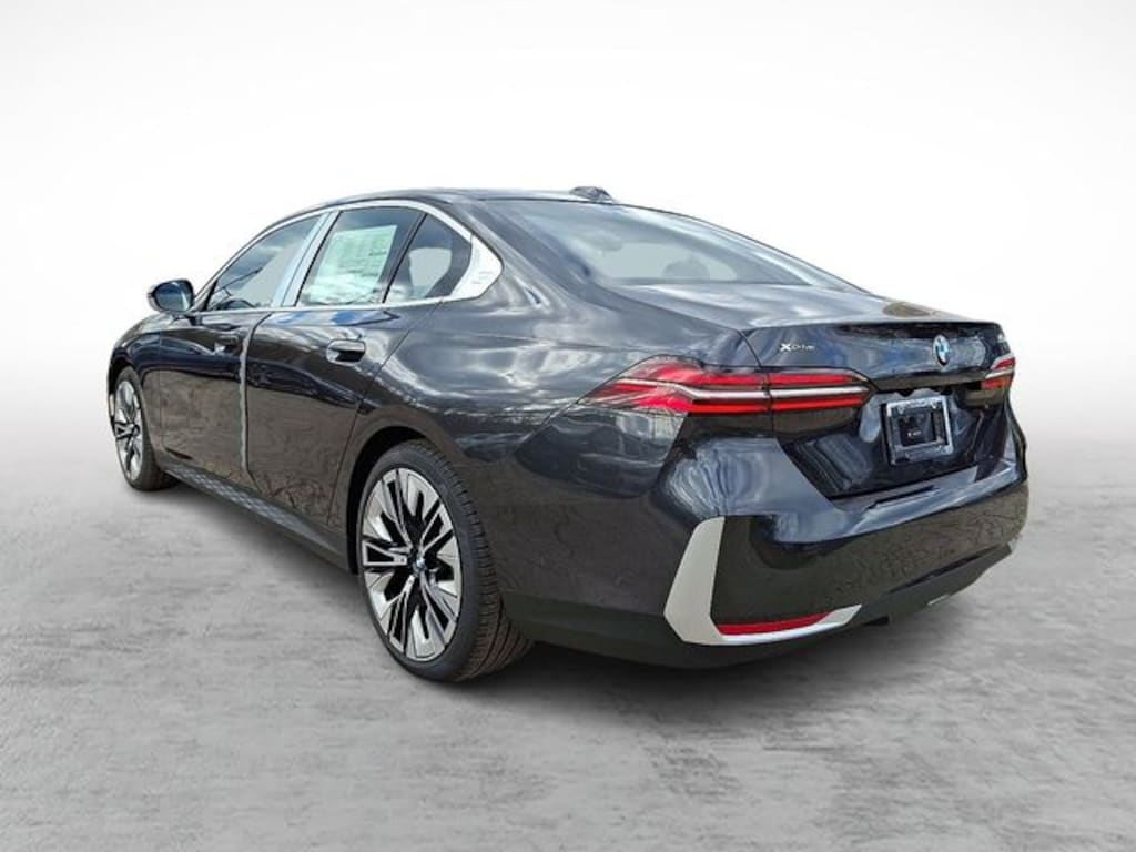 Used 2026 BMW 530i xDrive Sedan