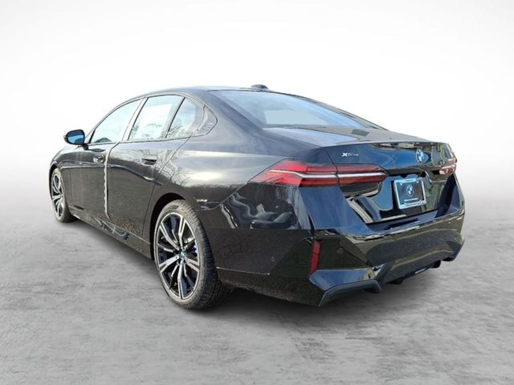 Used 2026 BMW 530i xDrive Sedan