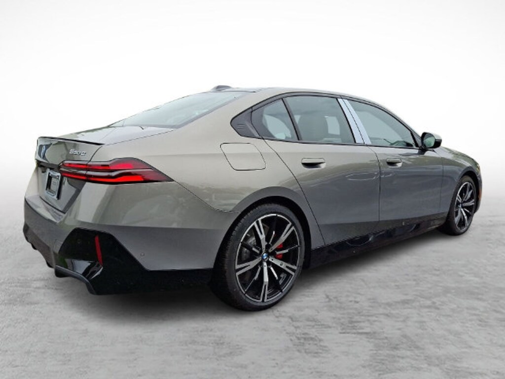 New 2027 BMW 550e xDrive Sedan