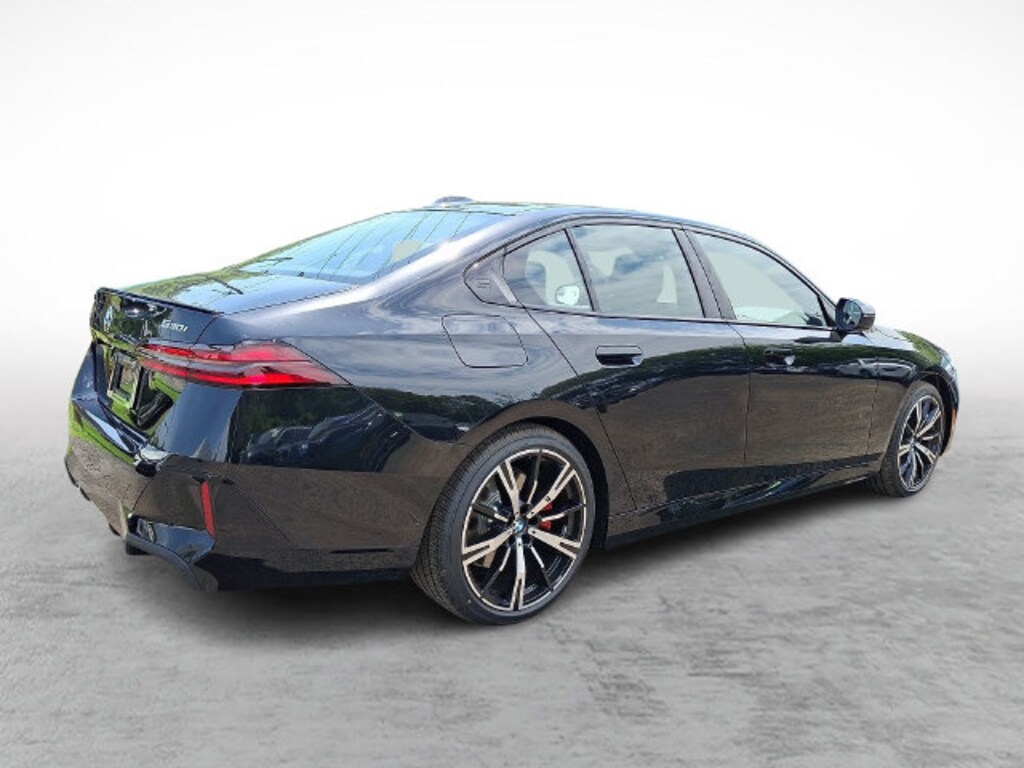 Used 2027 BMW 530i xDrive Sedan