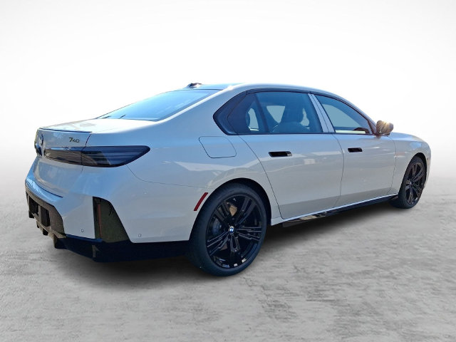 New 2027 BMW 740i xDrive Sedan